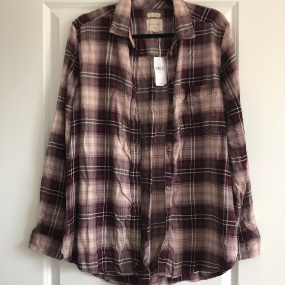 American Eagle Outfitters Tops - AE flannel shirt